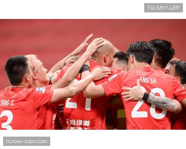 成都蓉城首轮控球率79%射门22次 高位逼抢体系初显成效